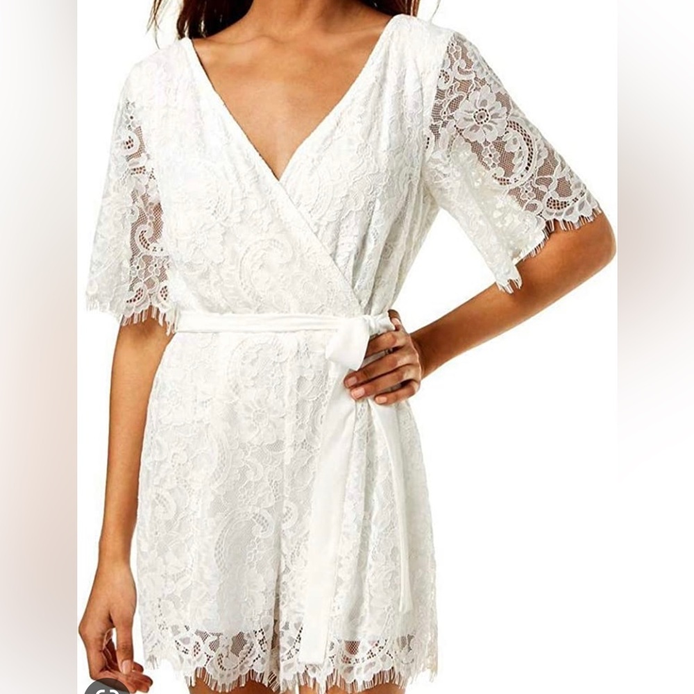 Short Sleeve Lace Romper